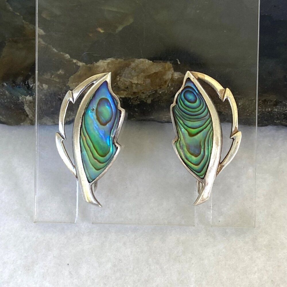 VTG Sterling Silver 925 Dainty Abalone Inlay Foliage Leaf Screwback Earrings